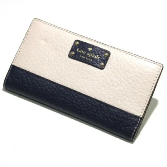 kate spade Handbags - Kate Spade Bay Street Wallet NWT